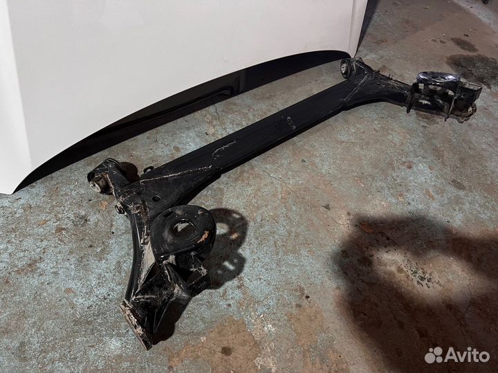 Балка задняя Volkswagen Polo 5 OEM 6RU500051A