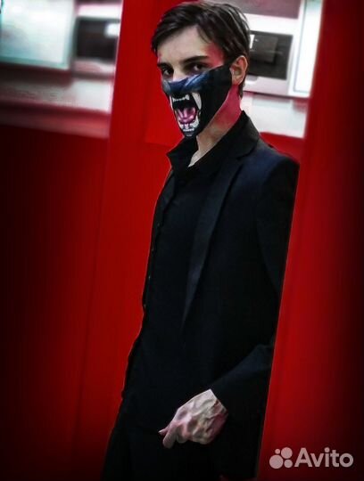 Классический костюм мужской чёрный