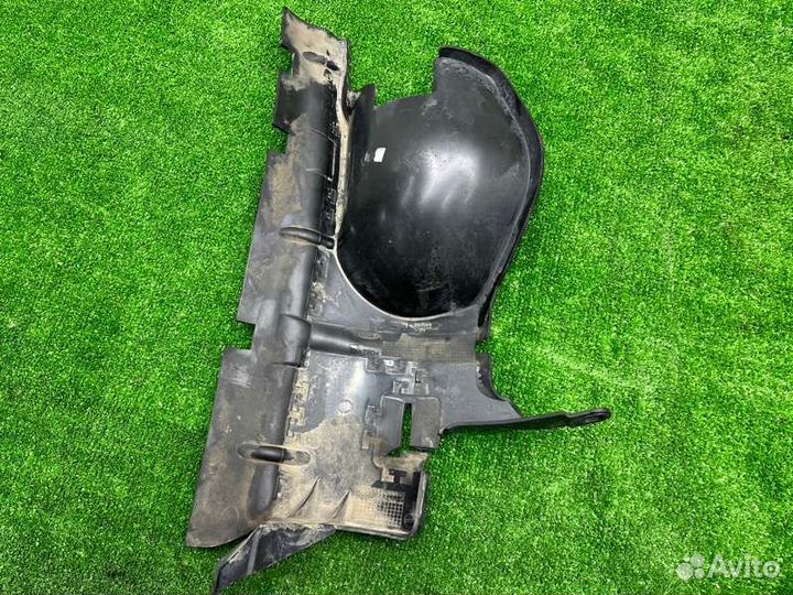 Дефлектор радиатора Ford Transit 8 MK8 2014-2022