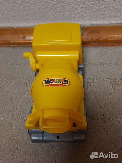 Машинка бетономешалка и мусоровоз