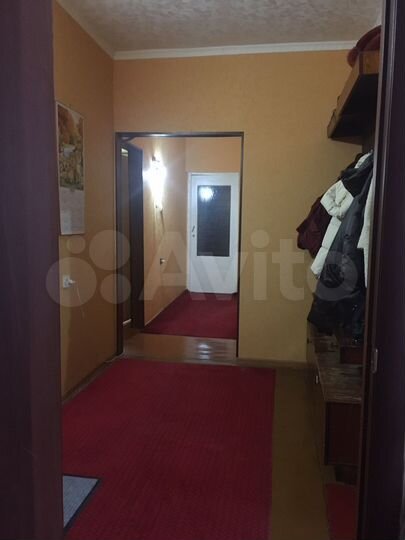 3-к. квартира, 70 м², 1/5 эт.