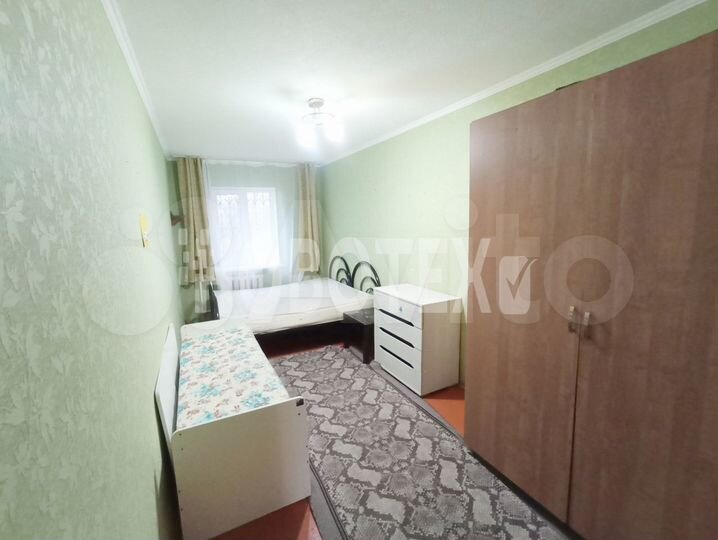 2-к. квартира, 43 м², 1/4 эт.