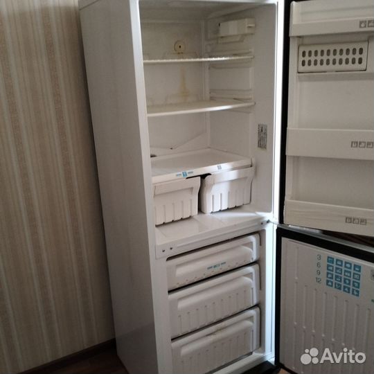 Холодильник на запчасти