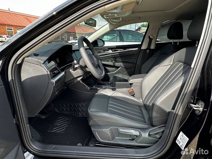 Volkswagen Passat 1.4 AMT, 2022, 2 500 км