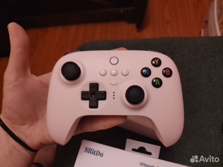 Геймпад беспроводной 8BitDo Ultimate 2.4G розовый