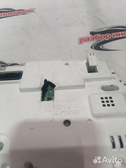 Панель приборов Toyota Camry GSV50 2011-2012 2GR-F