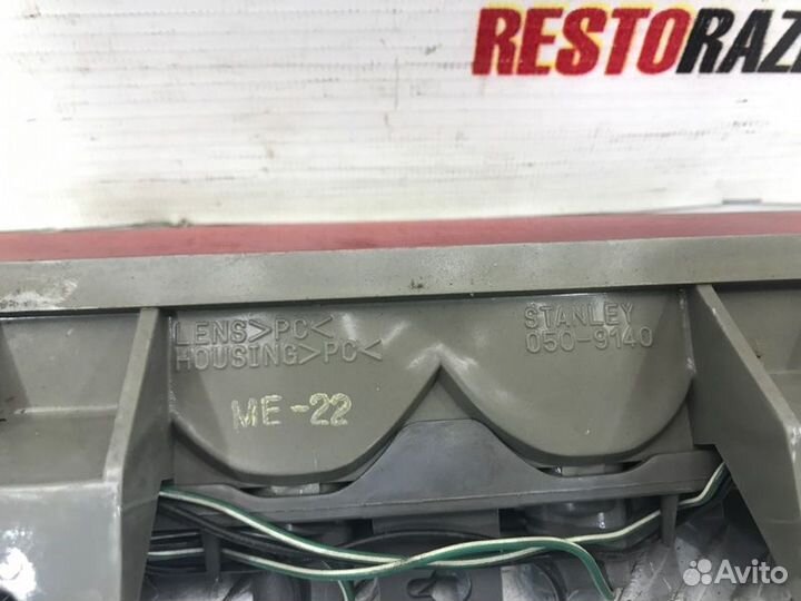 Фонарь задний Mitsubishi Space Wagon минивен 2