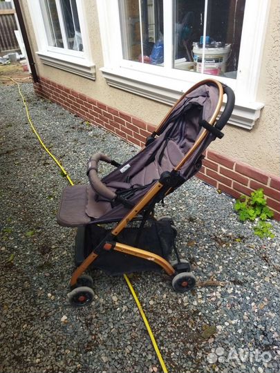 Продам прогулочную коляску