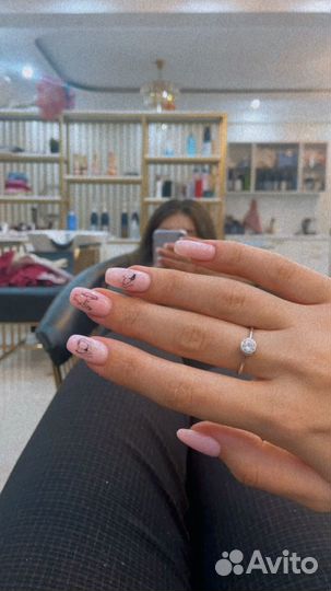 Комби-маникюр