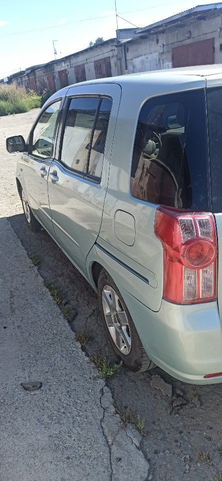 Toyota Raum: фото из отзыва