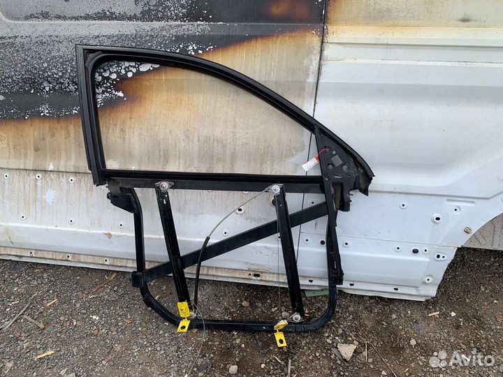 Рамка двери перед правой Volkswagen Touareg