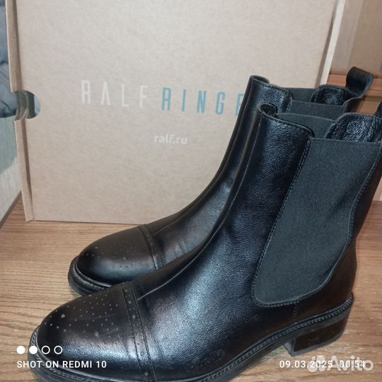 Ботинки женские