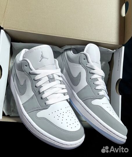 Кроссовки Air Jordan 1 low «Wolf grey»