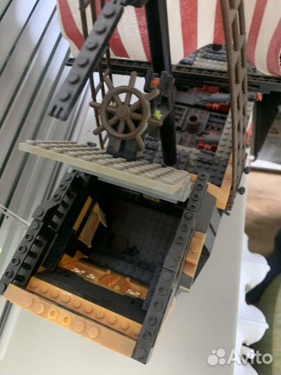 Lego пиратский корабль