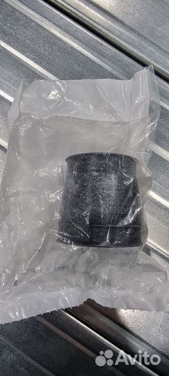 Пыльник вала привода редуктора BRP 705401093