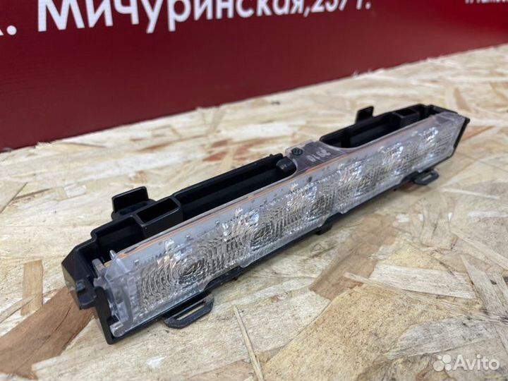 Стоп-сигнал Volkswagen Polo