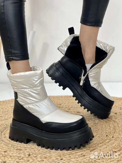 Сапоги женские