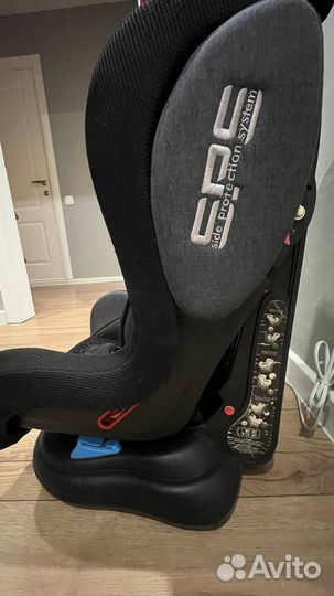 Детское автомобильное кресло