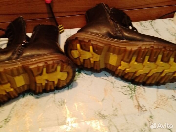 Ботинки женские зимние 37