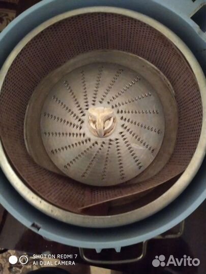 Соковыжималка СССР электрическая