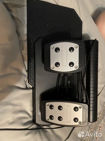 Игровой руль с педалями и коробкой передач