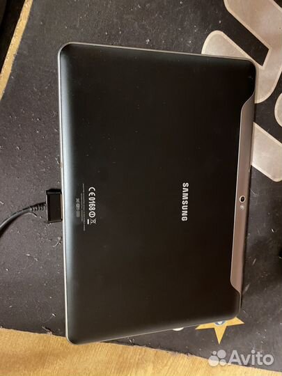 Планшет Samsung Galaxy Tab 10.1 GT-P7500