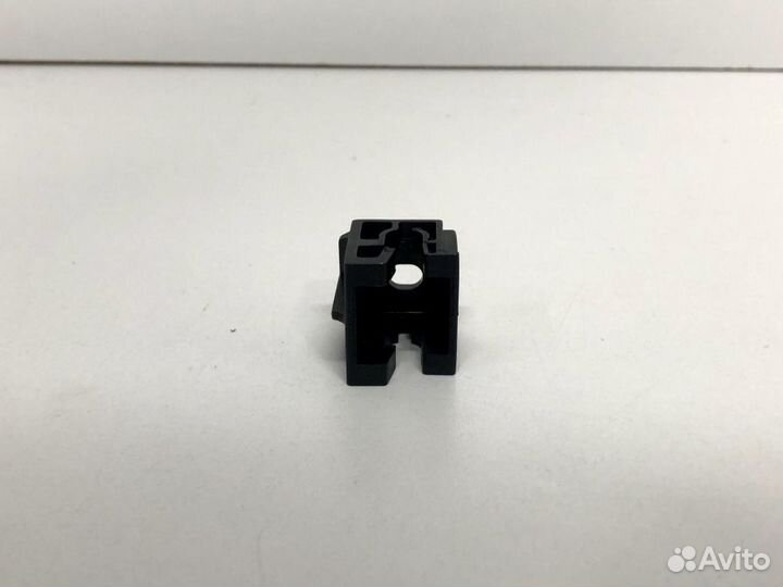 Кронштейн крепления фары Hyundai Solaris RB 2010-2