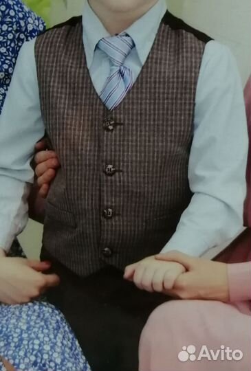 Костюм для мальчика праздничный тройка