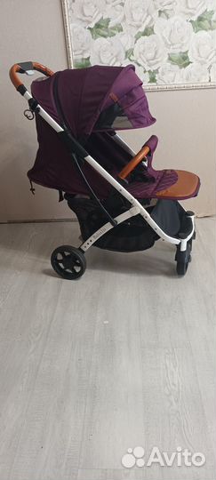 Детская прогулочная коляска