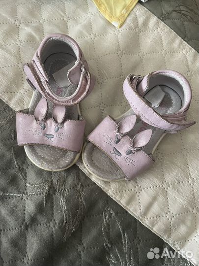 Сандали детские