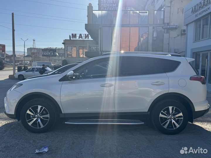 Toyota RAV4 2.0 CVT, 2017, 74 000 км