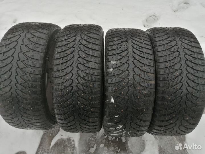 Pirelli Ice Zero 2 225/45 R17