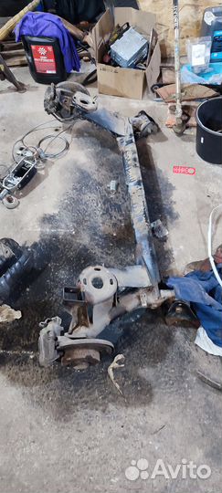 Задняя балка