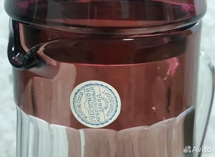 Антикварный набор: графин с подносом и стаканы