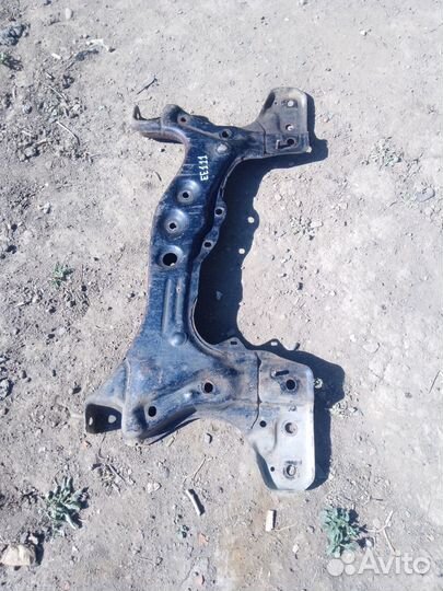 Балка передней подвески Toyota Corolla ee111