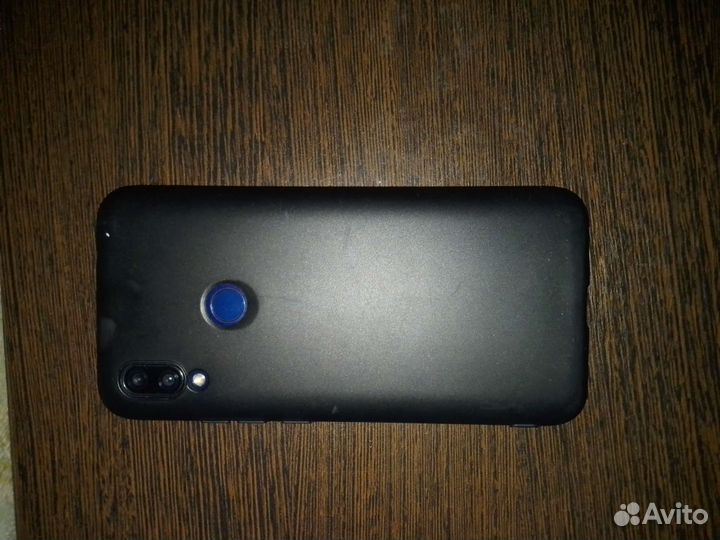Xiaomi Redmi 7, 3/32 ГБ