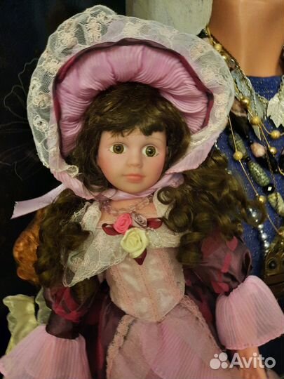 Кукла для игры и коллекции