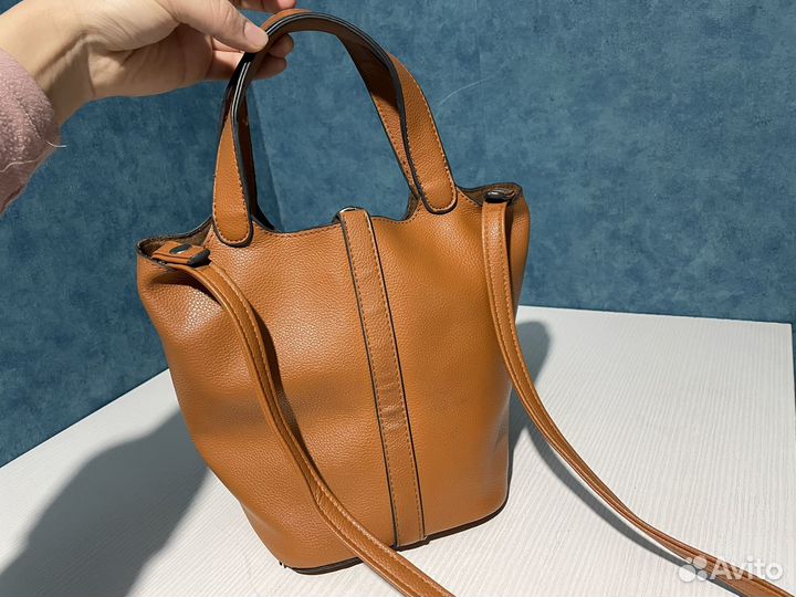 Сумка маленькая женская через плечо коричневая