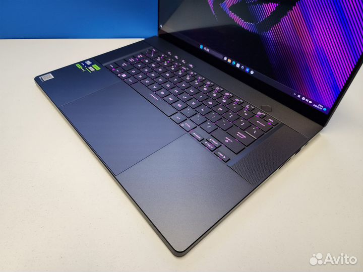 Asus ROG Zephyrus G16 GU605 2024 Ultra 9-185H oled