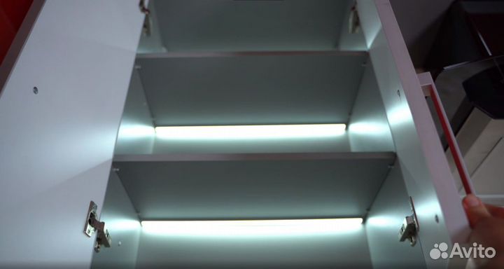 Умная система подсветки мебели в трех цветах