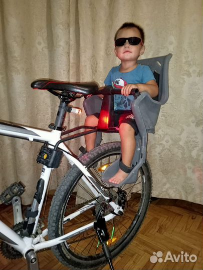 Детское кресло для велосипеда