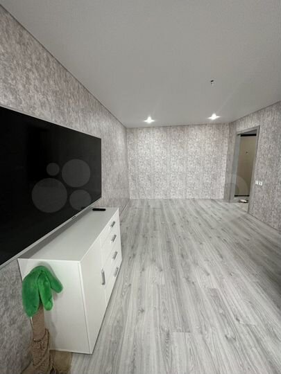 2-к. квартира, 57,5 м², 8/9 эт.