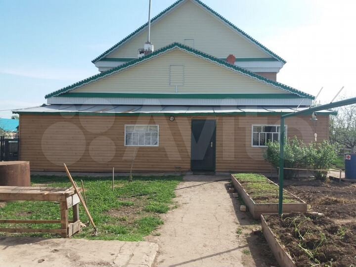 Дом 420 м² на участке 50 сот.