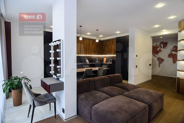 2-к. квартира, 94,4 м², 16/17 эт.