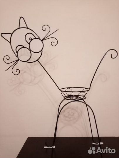 Кованые цветочницы