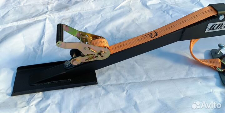 Крепление для перевозки снегохода. KDA