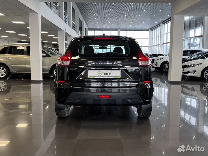 LADA XRAY 1.6 МТ, 2017, 45 720 км