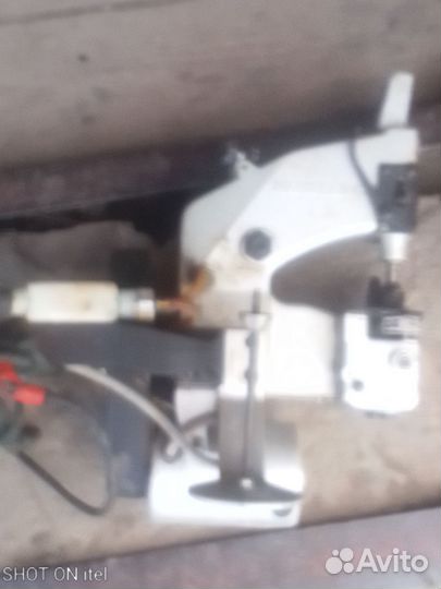 Швейная машинка