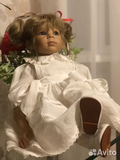Коллекционная кукла