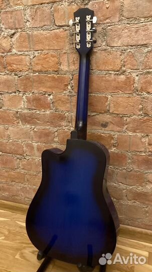 Гитара синяя